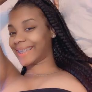 Meet your Posher, Brianna